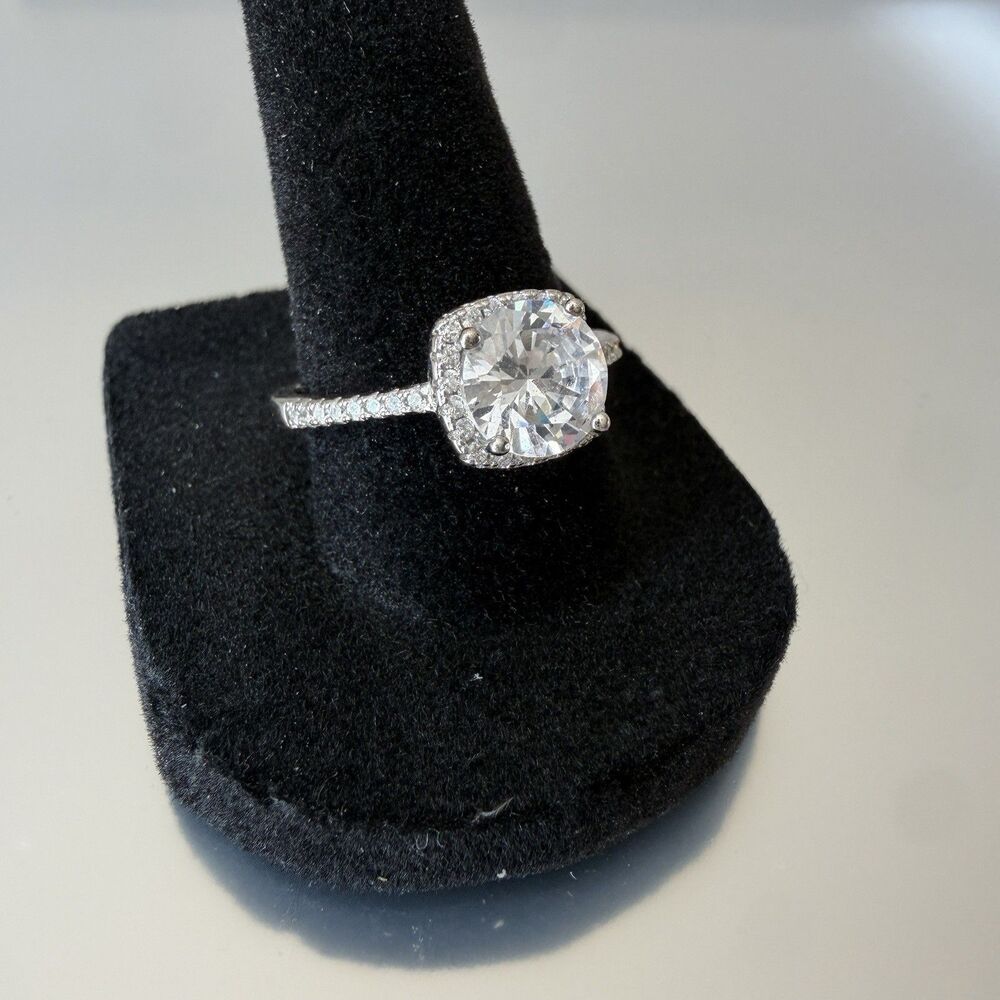 Sterling Ring Diamond